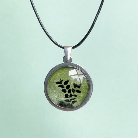 Pendant - Myrtle Leaves