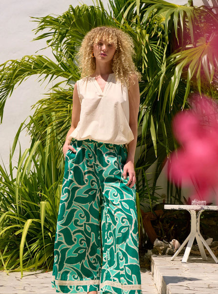 Santos Pant - Amazon